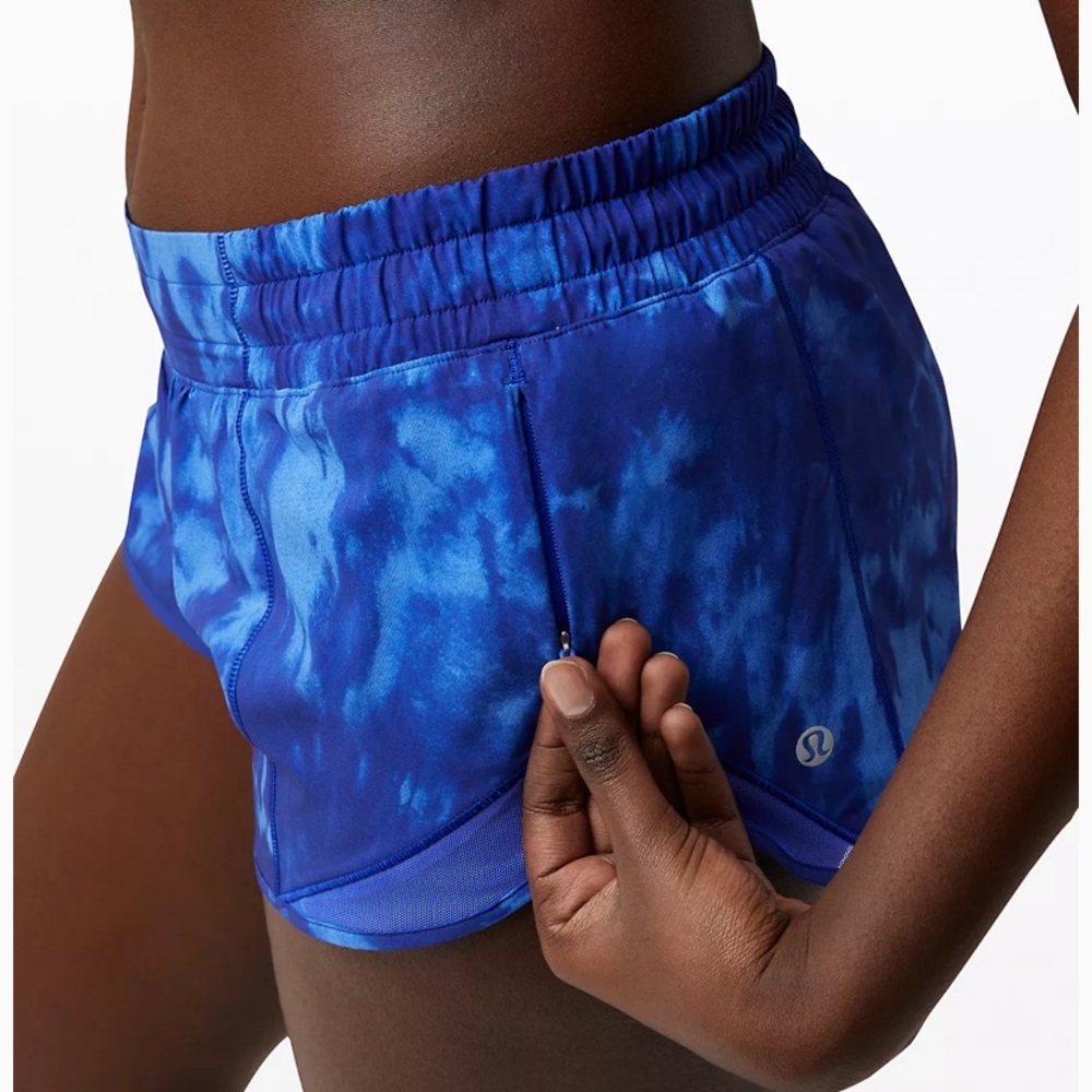 Lululemon Hotty Hot Short 2.5” * Game Day Blue - Picture 4 of 4